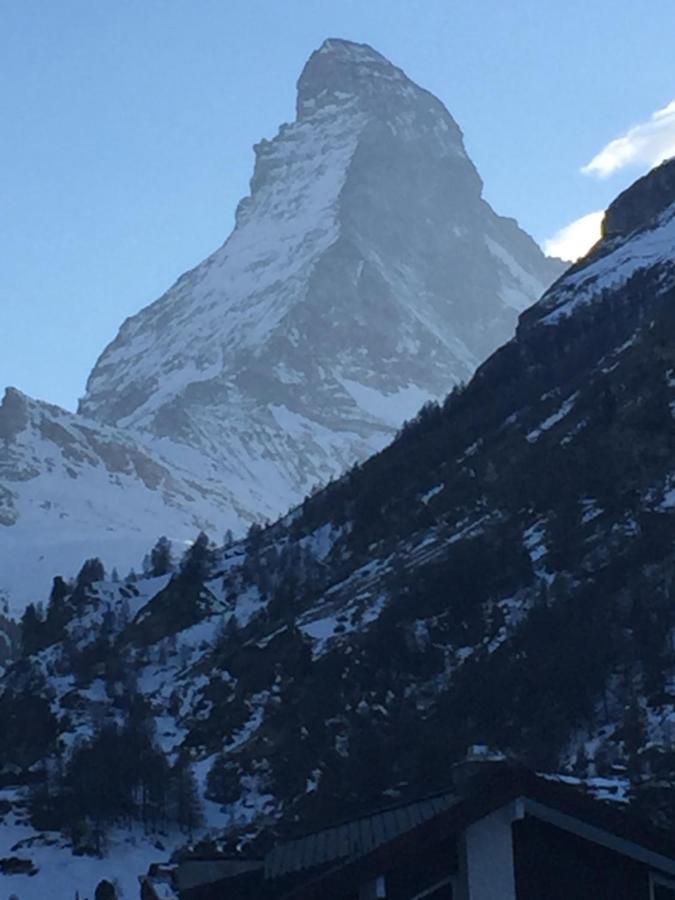 Haus Pirata Appartement Zermatt Buitenkant foto